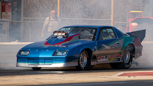 Camaro bracket car